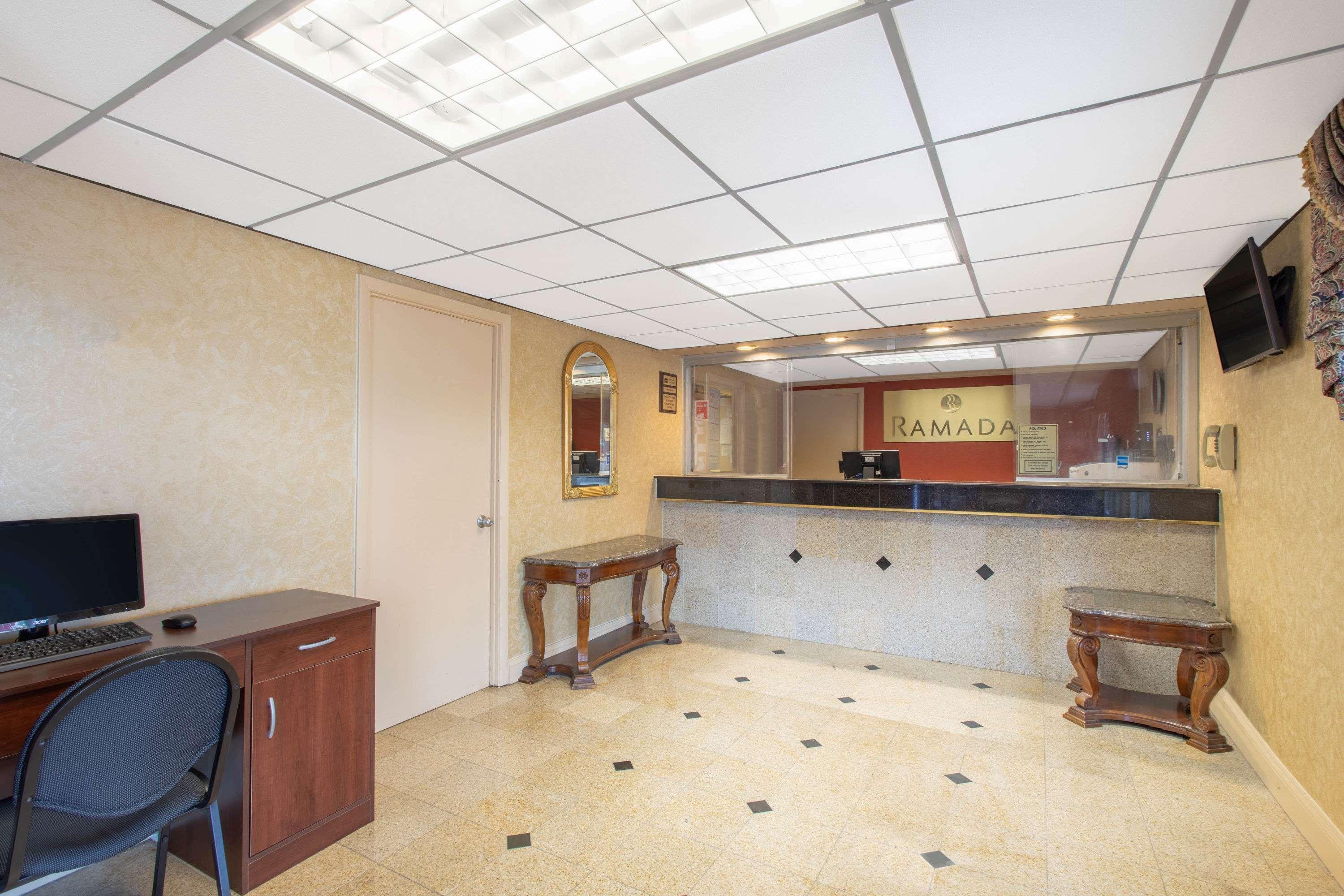 Ramada Limited Cockeysville Extérieur photo