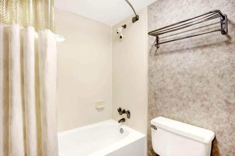 Ramada Limited Cockeysville Extérieur photo